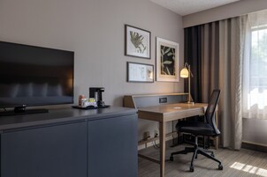 In-room safe, desk, laptop workspace, blackout drapes