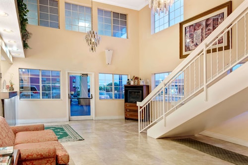 Days Inn by Wyndham San Antonio Airport