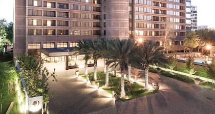 DoubleTree by Hilton Hotel & Suites Houston by the Galleria