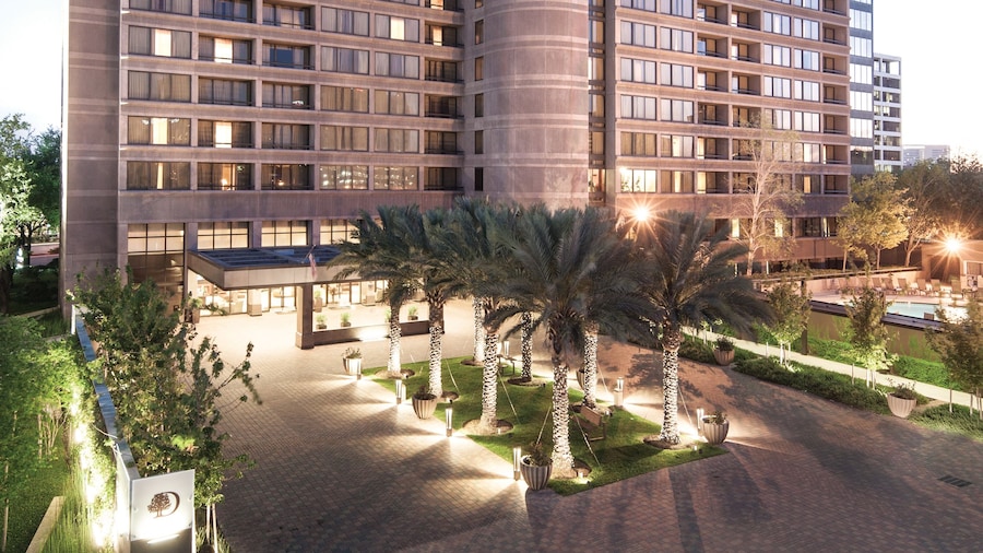 DoubleTree by Hilton Hotel & Suites Houston by the Galleria