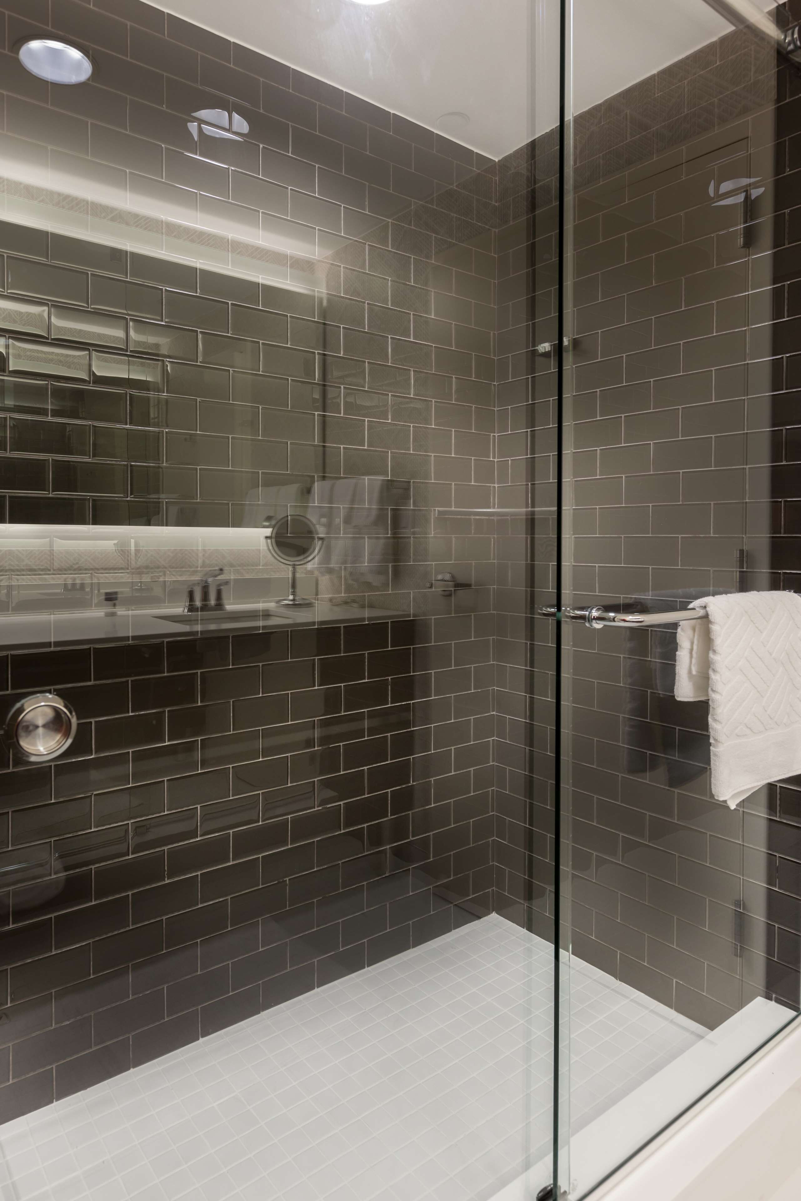 Photo - DoubleTree by Hilton Hotel & Suites Houston by the Galleria