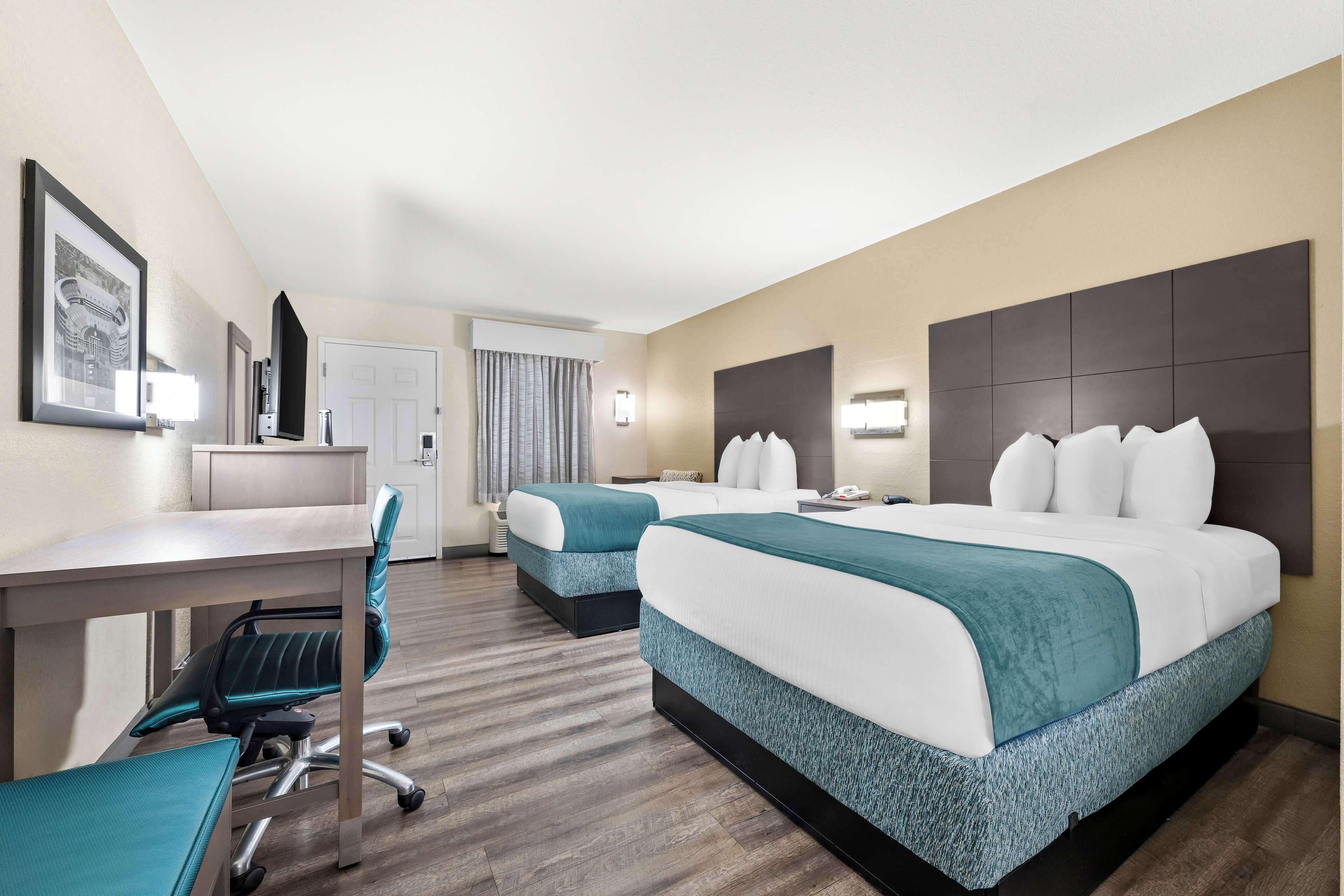 desk, laptop workspace, soundproofing, iron/ironing board