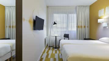 Standard Room, 2 Single Beds | Desk, blackout curtains, soundproofing, free WiFi