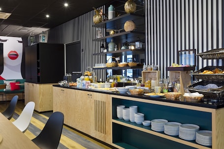 Coffee shop