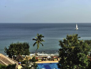 Superior Room, Sea View (Premium) | Premium bedding, minibar, in-room safe, blackout drapes