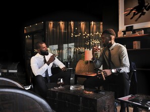 2 bars/lounges, poolside bar