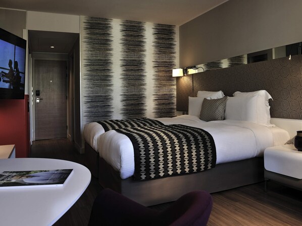Chambre Supérieure, 2 lits une place, vue ville