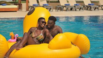 2 Restaurants, Frühstück, Mittagessen, Abendessen, französische Küche