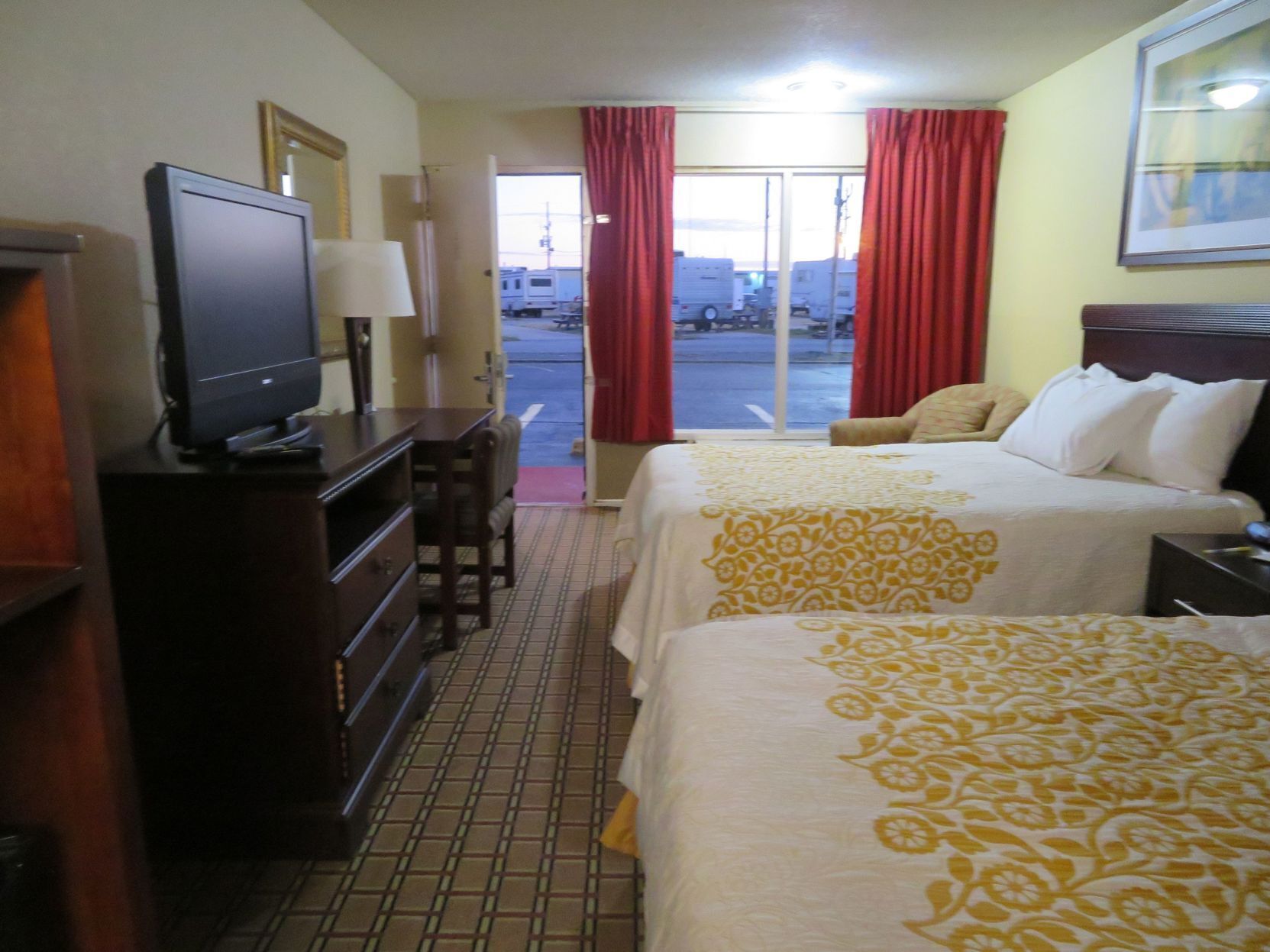 Egyptian cotton sheets, premium bedding, down comforters