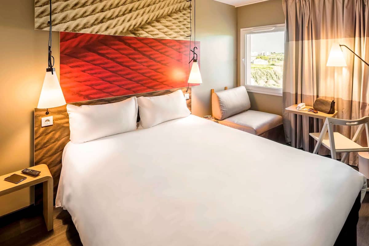 in-room safe, desk, blackout curtains, soundproofing