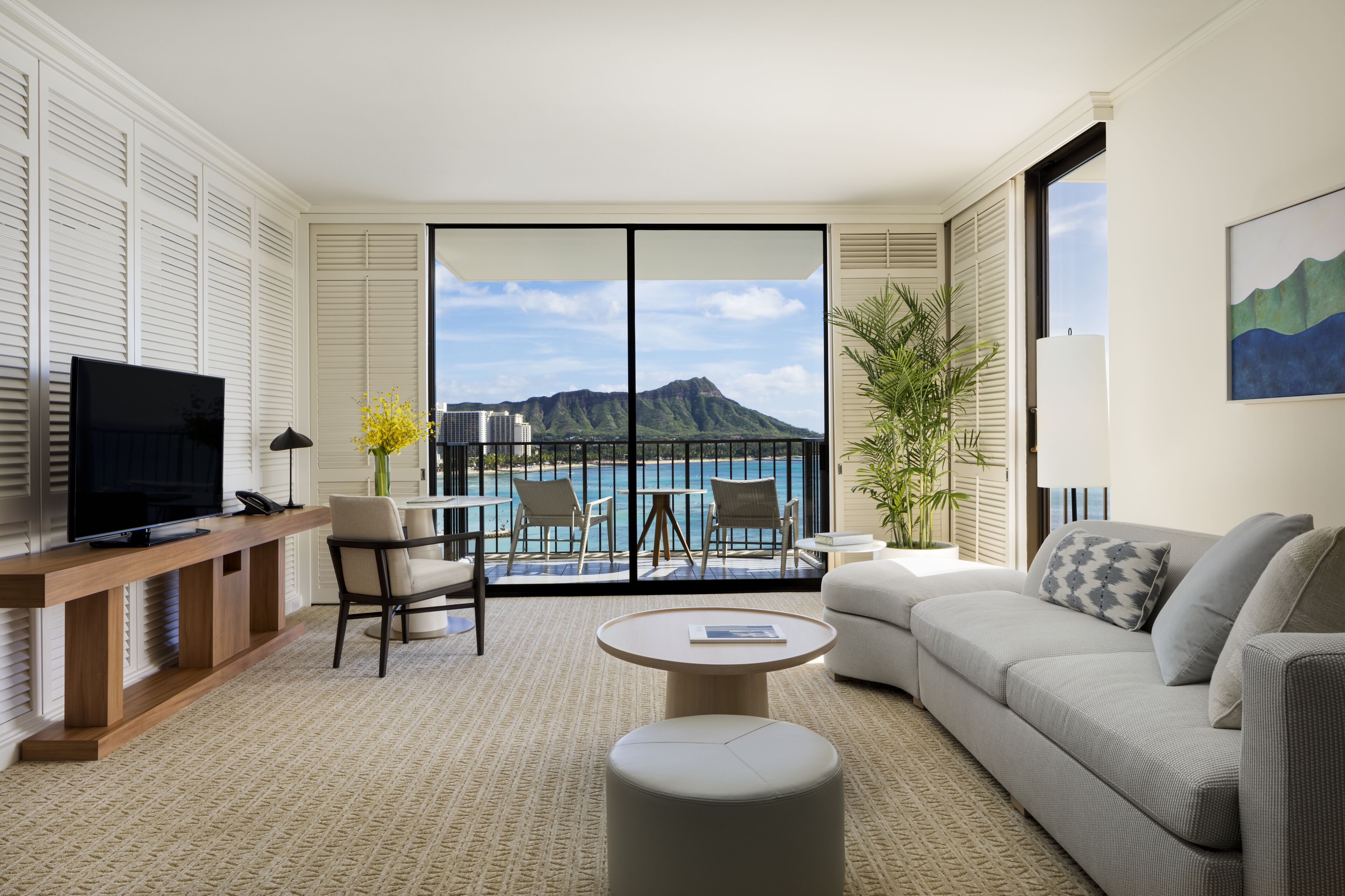 Sengetøy av topp kvalitet, safe på rommet og skrivebord