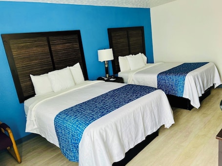 Room, 2 Queen Beds, Non Smoking