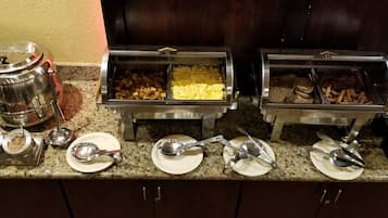 Daily buffet breakfast (USD 8.99 per person)