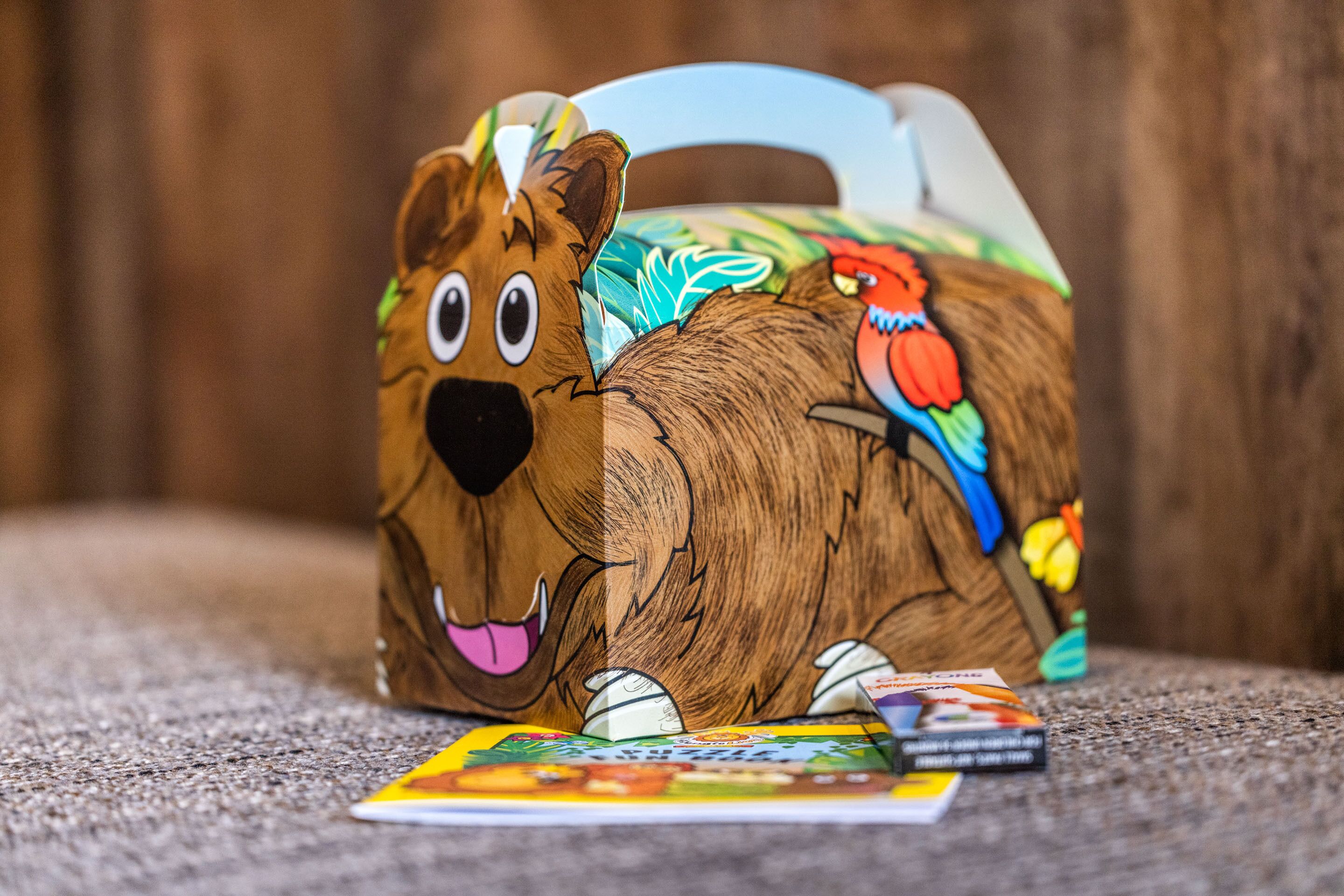 2 bedrooms, hypo-allergenic bedding, desk, laptop workspace