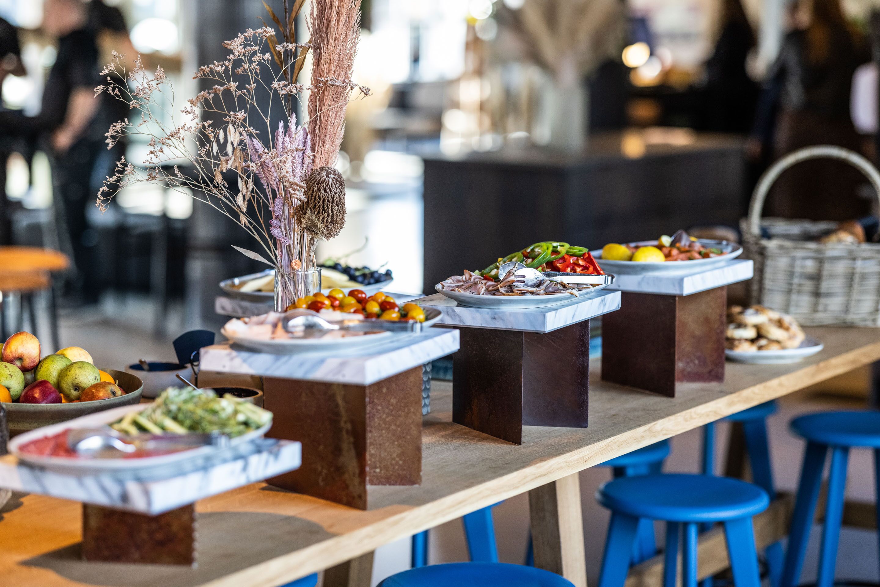 Päivittäinen buffetaamiainen (185 DKK per henkilö)