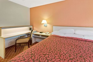 Habitación estándar, 1 cama de matrimonio grande | Escritorio, wifi gratis, ropa de cama y despertador