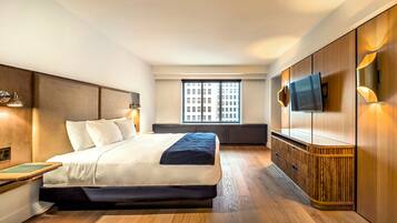 Standard Room, 1 King Bed | Premium bedding, desk, laptop workspace, blackout curtains