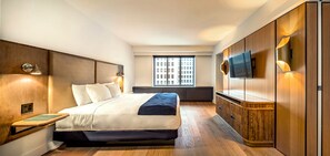 Standard Room, 1 King Bed | Premium bedding, desk, laptop workspace, blackout curtains