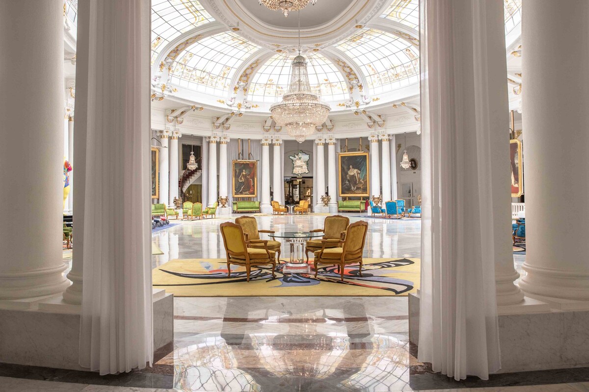 negresco hotel breakfast