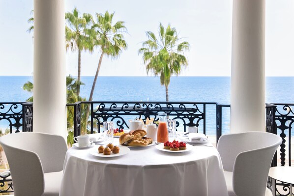 Signature Suite, 1 Bedroom, Terrace, Sea View | Terrace/patio