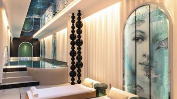 Couples treatment room(s), sauna, hot tub, steam room