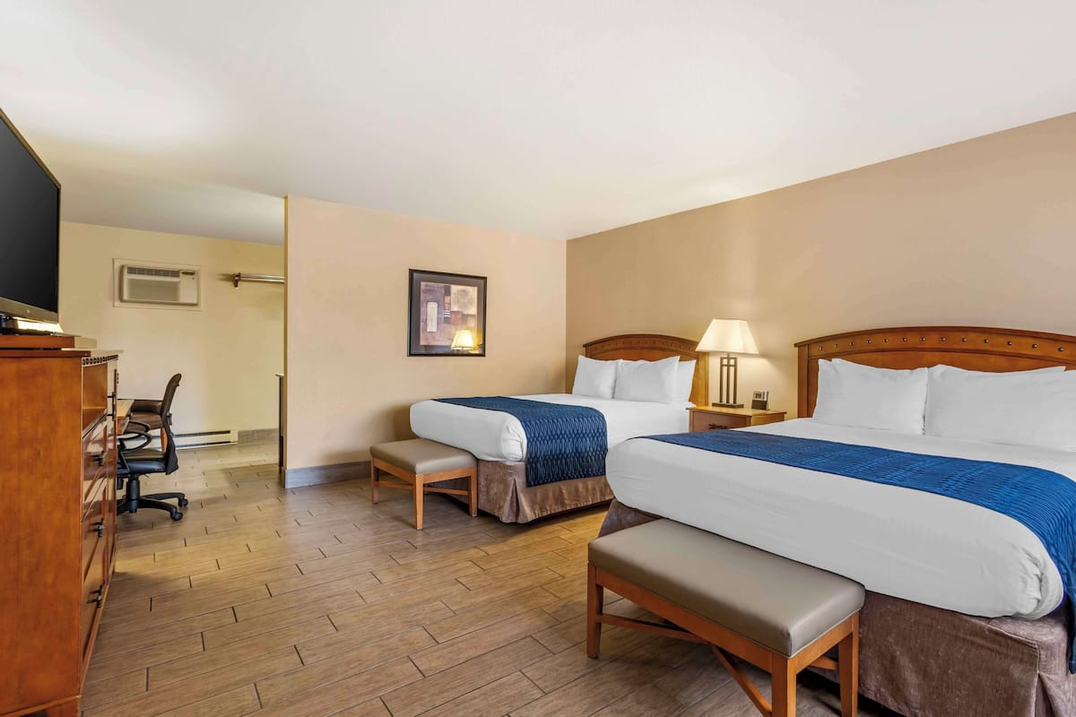 Standard Room, 2 Queen Beds, Non Smoking, Refrigerator & Microwave (Pet Friendly) | 1 bedroom, desk, laptop workspace, blackout drapes