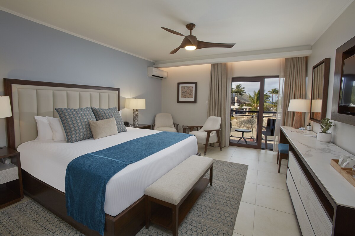 Deluxe Room, Ocean View