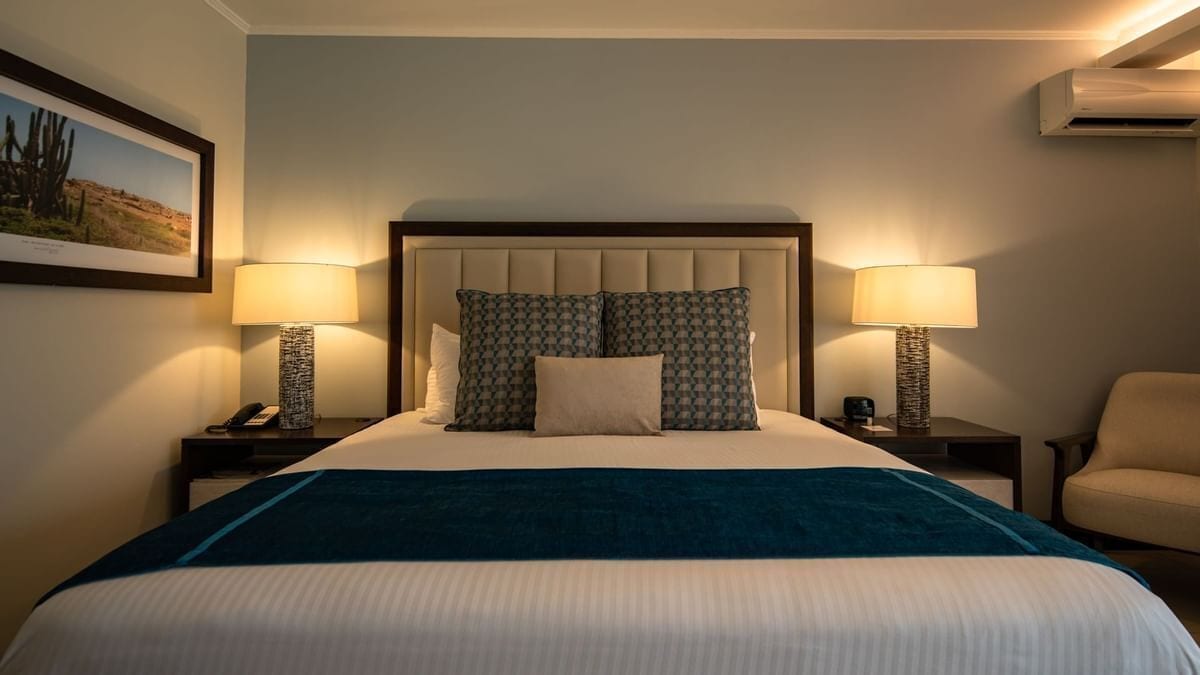 Egyptian cotton sheets, premium bedding, down comforters, pillowtop beds