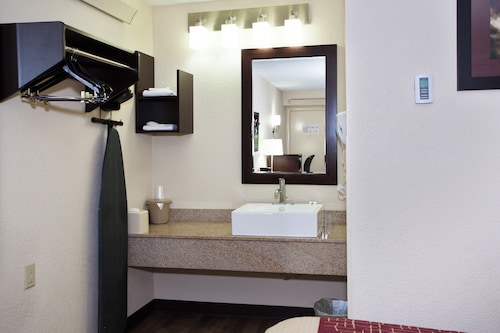 Red Roof Inn PLUS+ Nashville South - Fairgrounds