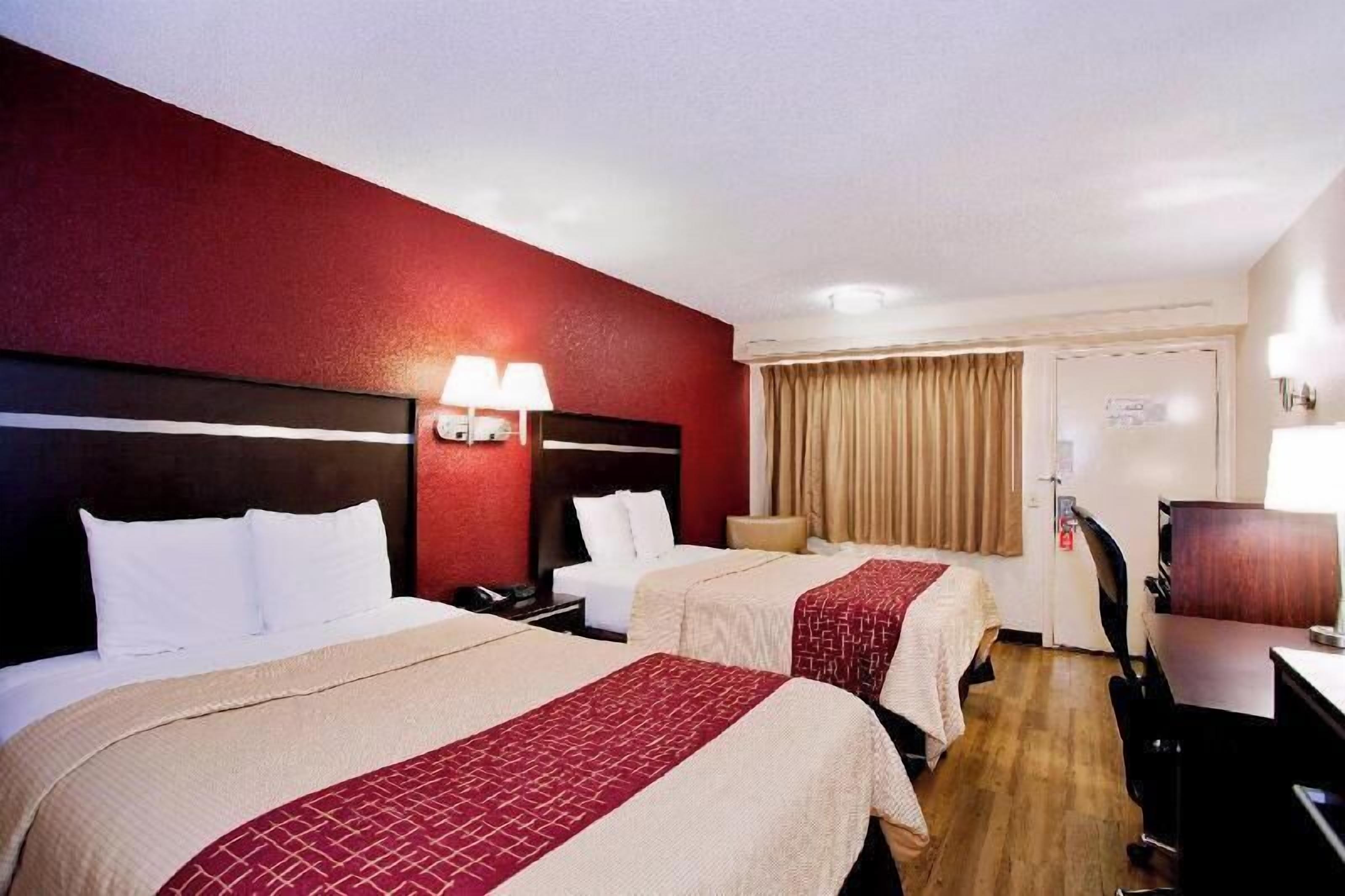Free WiFi, bed sheets, alarm clocks