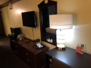 Room, 1 Queen Bed, Accessible, Non Smoking | 1 bedroom, premium bedding, desk, laptop workspace