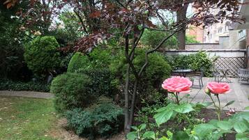 Chambre Classique King, vue jardin | ลานระเบียง/นอกชาน