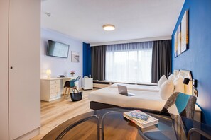 Chambre Standard Twin (EU Area View) | Individuelt dekorert, skrivebord og skrivebord for bærbar PC