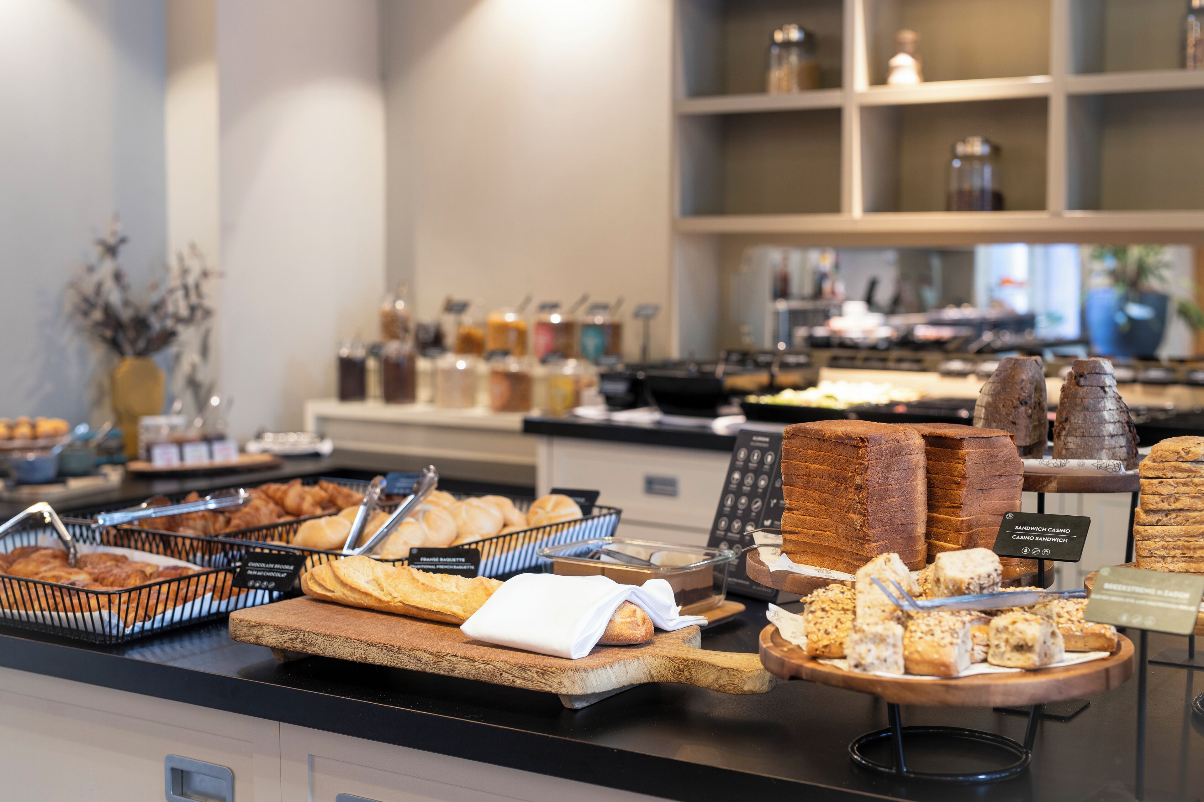 daily full breakfast (eur 24.50 per person)