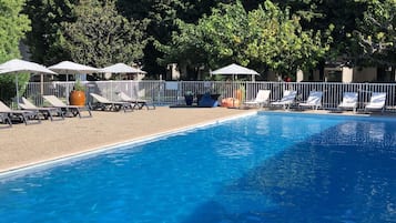 Seasonal outdoor pool