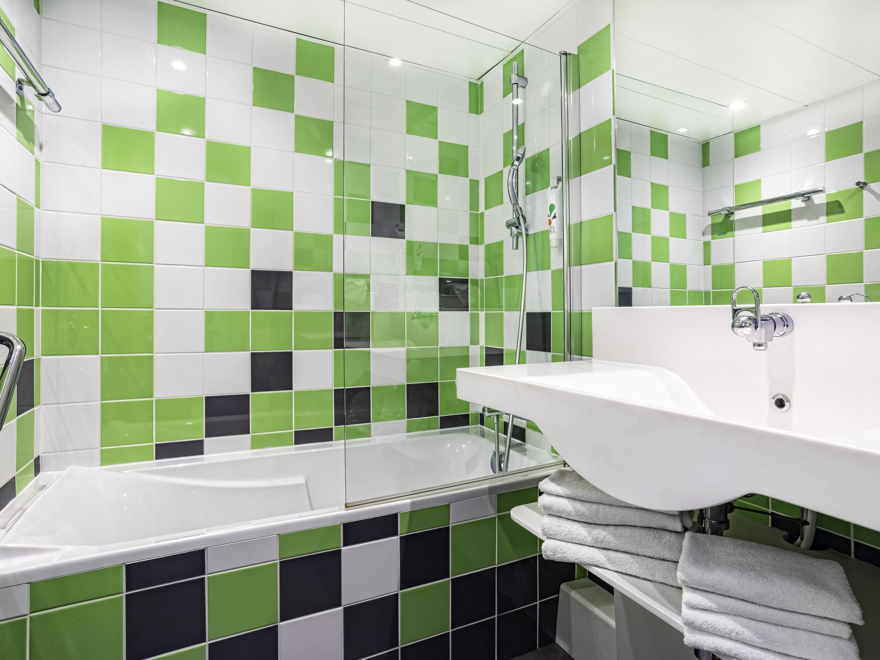 高級寢具、書桌、遮光布/窗簾、隔音