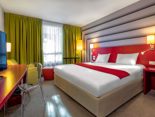 Premium bedding, desk, blackout drapes, soundproofing - ibis Styles Avignon Sud (Avignon)