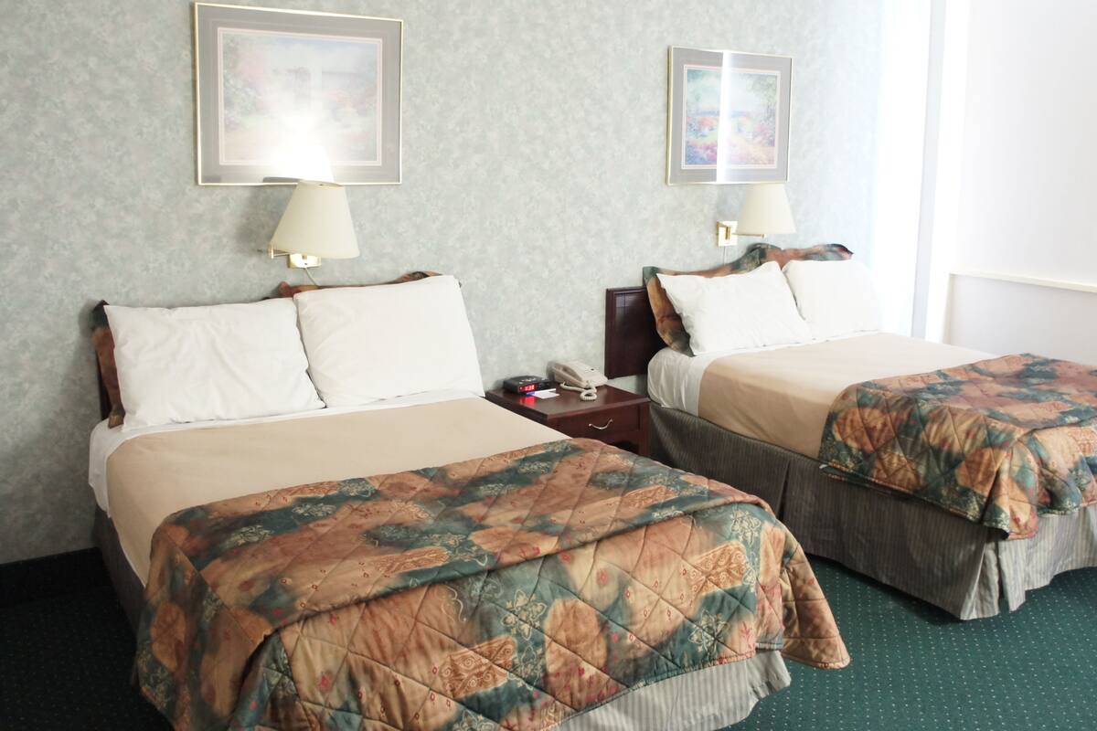 Pillowtop beds, in-room safe, blackout drapes, iron/ironing board