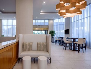 Reception - DoubleTree by Hilton Hotel Houston - Greenway Plaza (Houston)