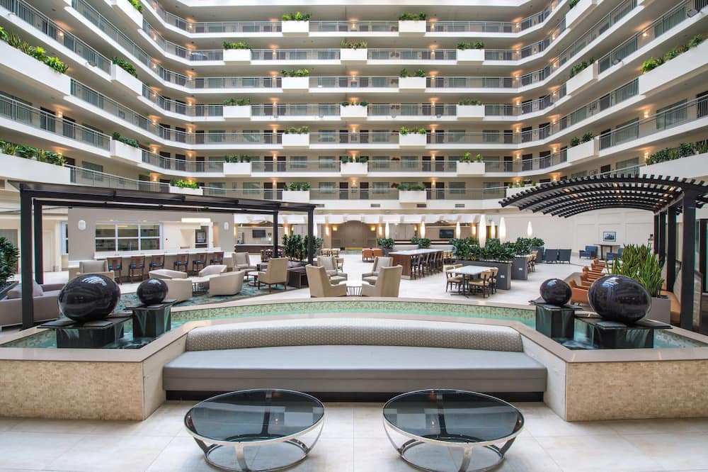 Embassy Suites by Hilton Seattle Tacoma International Airport