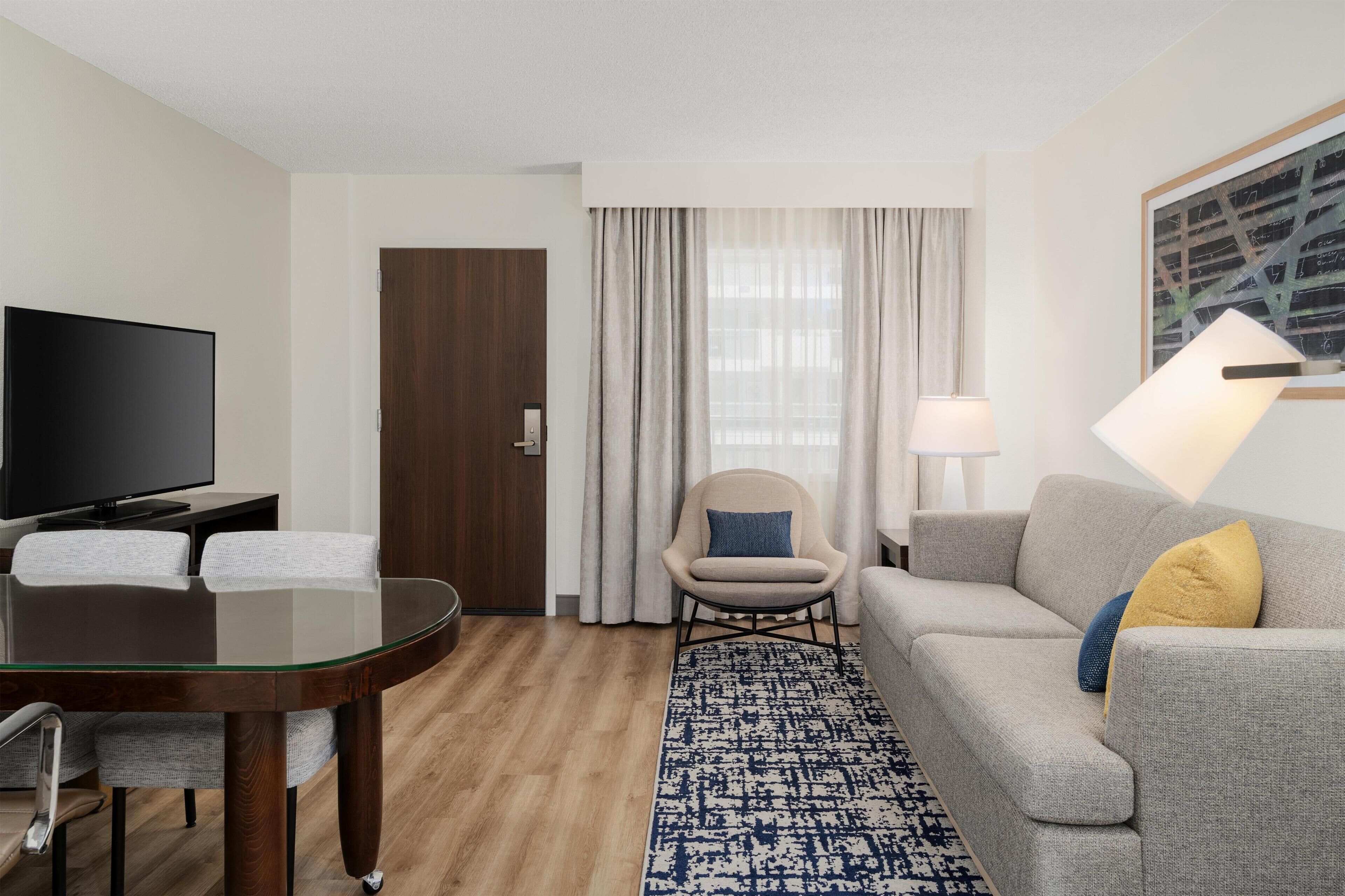 Foto - Embassy Suites by Hilton Seattle Tacoma International Airport