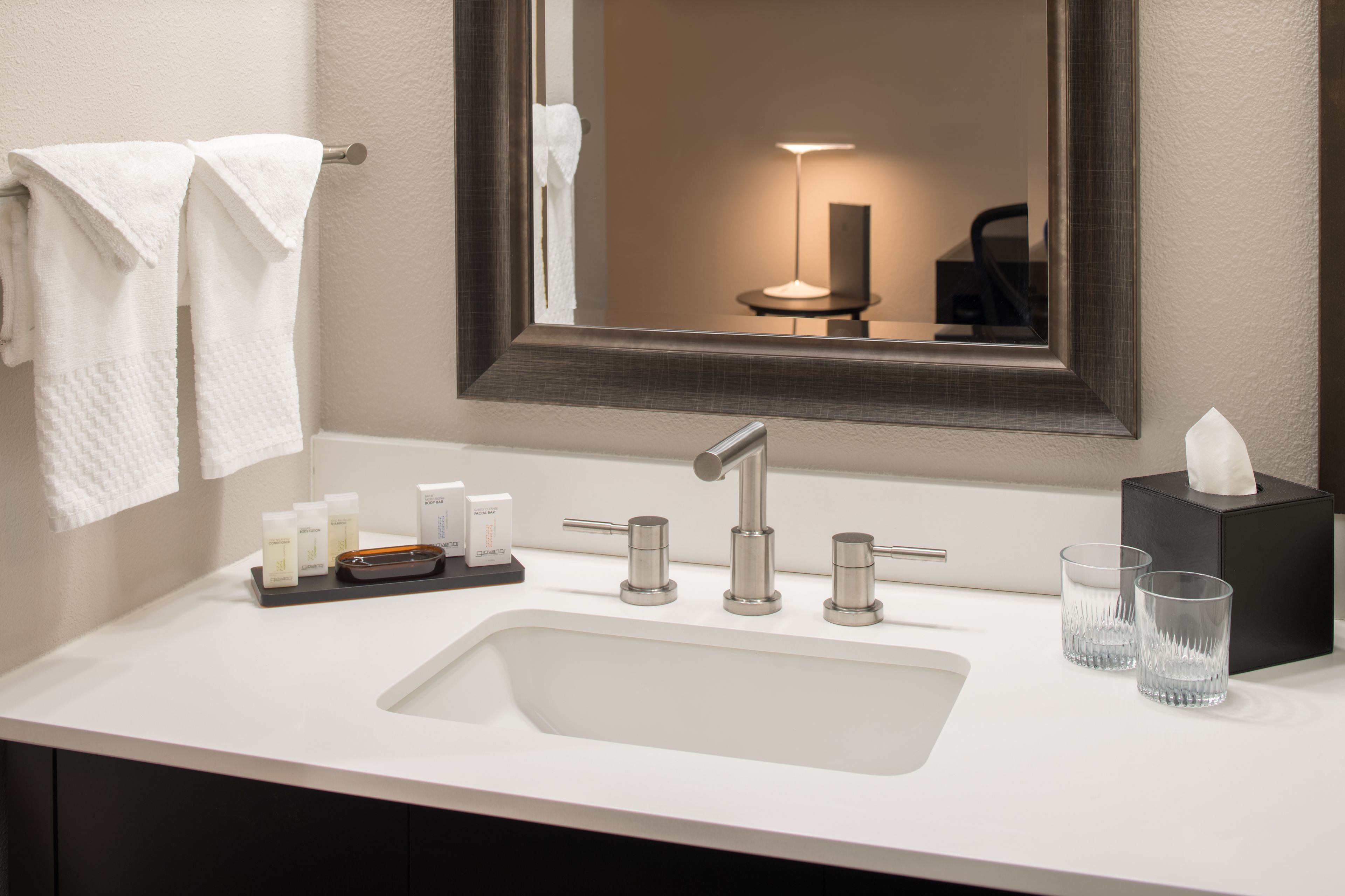 Photo - Embassy Suites By Hilton Seattle - Tacoma International Airport