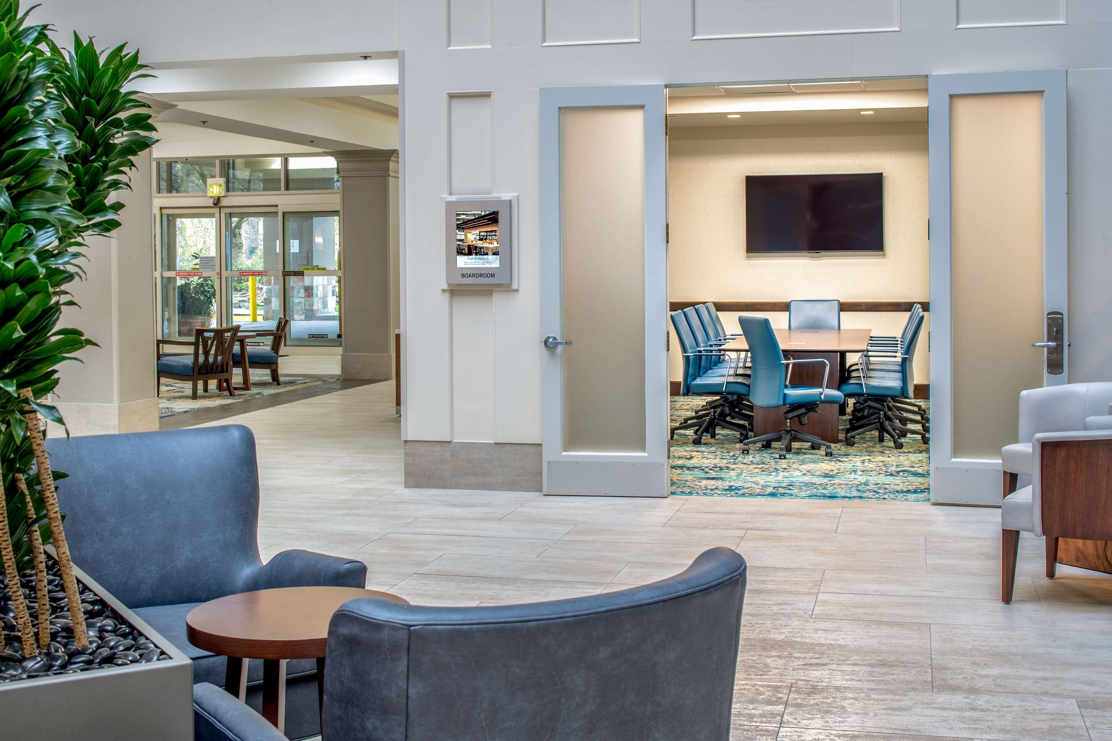 Foto - Embassy Suites  Seattle Tacoma International Airport