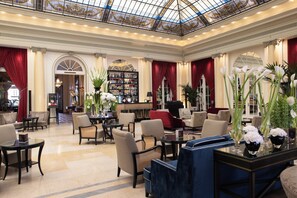 Lobby - Bellevue Palace Hotel (Bern)