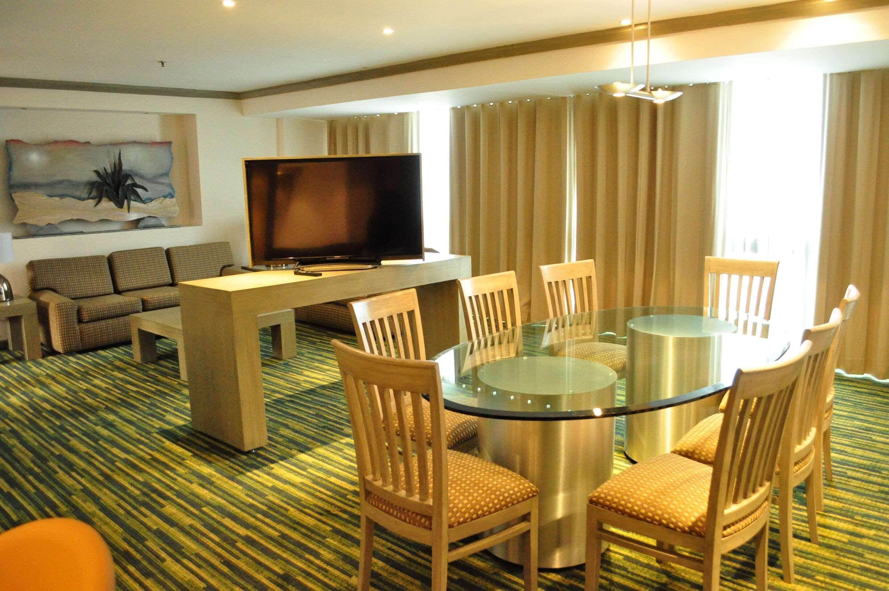 in-room safe, iron/ironing board, free wifi, bed sheets