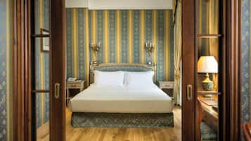 Suite | Minibar, desk, soundproofing, WiFi (free)