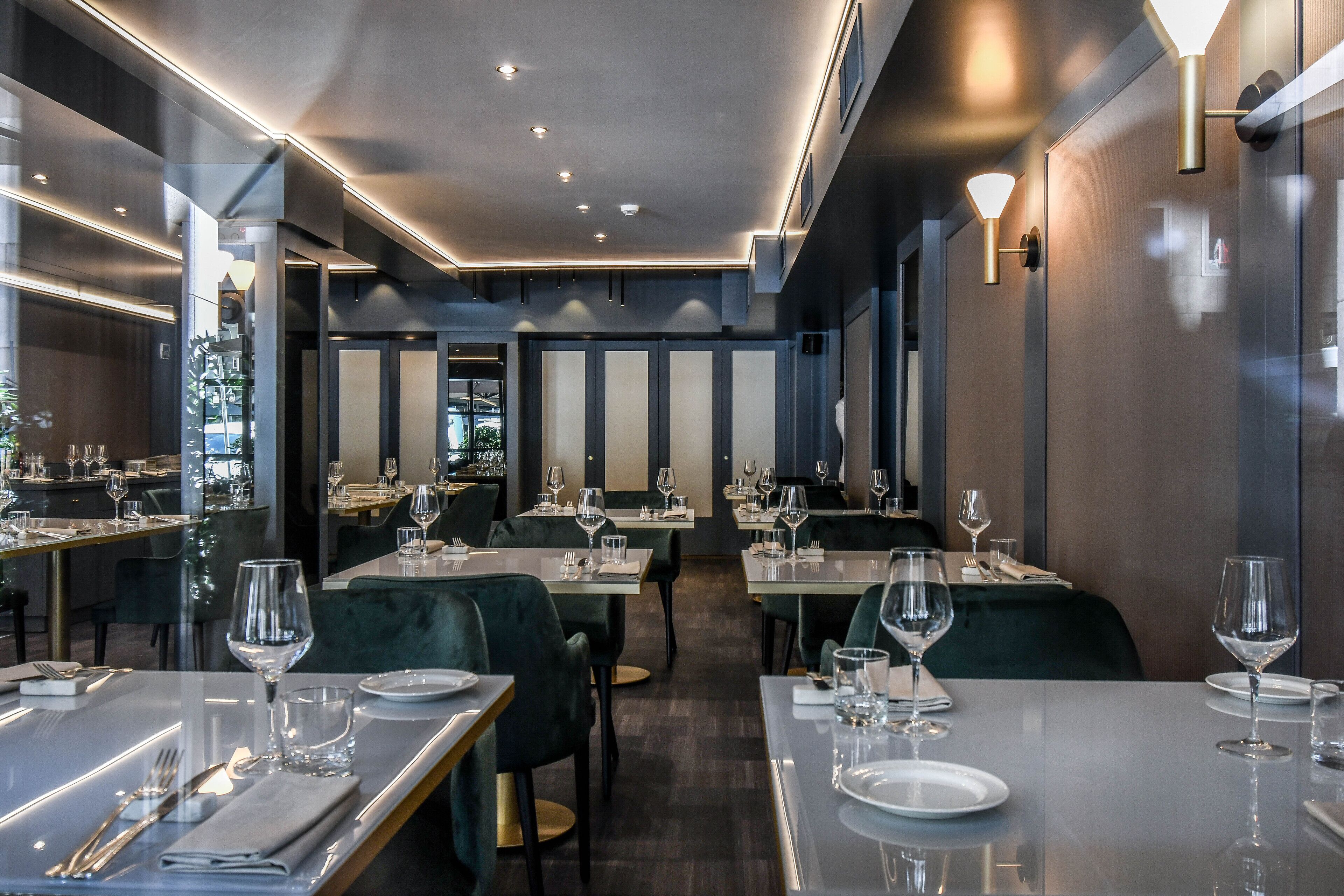 breakfast, lunch, dinner served; mediterranean cuisine