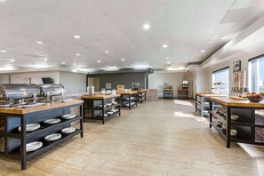 Ilmainen päivittäinen buffetaamiainen