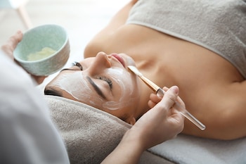 Couples treatment rooms, body treatments, aromatherapy at SAHARA Las Vegas