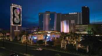 Room Assigned at Check In | Hypo-allergenic bedding, in-room safe, desk, blackout drapes at SAHARA Las Vegas